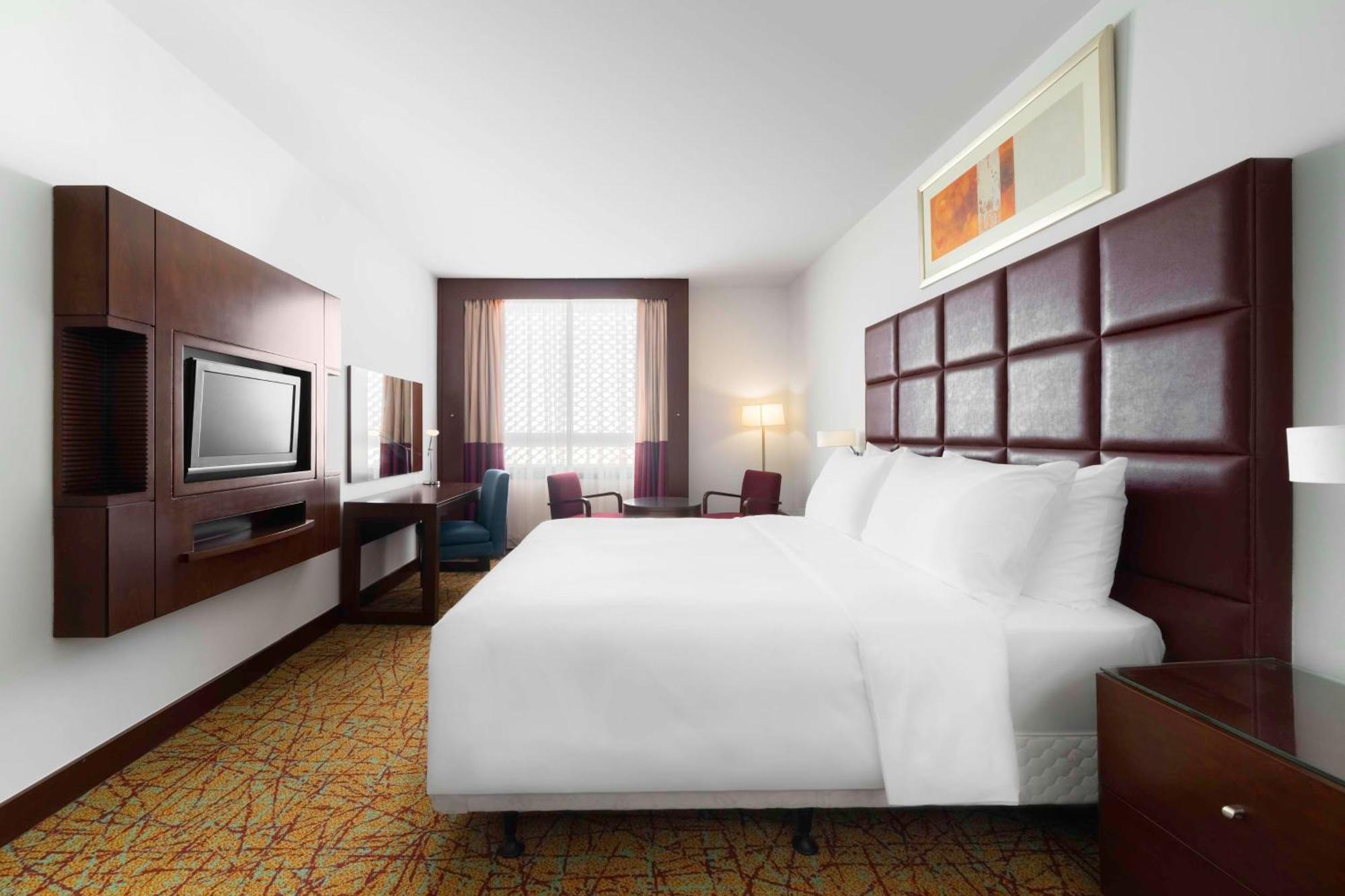 Radisson Blu Hotel, Hotel 5*